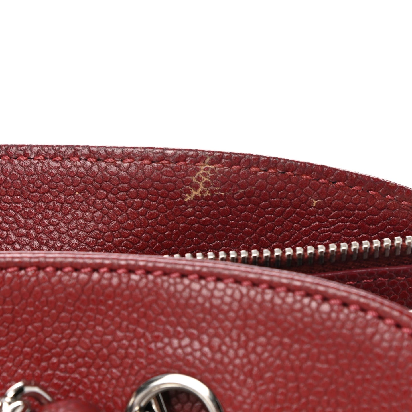 Caviar 31 CC Shoulder Bag Red