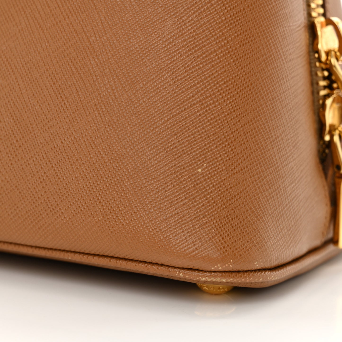Saffiano Lux Medium Promenade Tote Caramel Ginestra