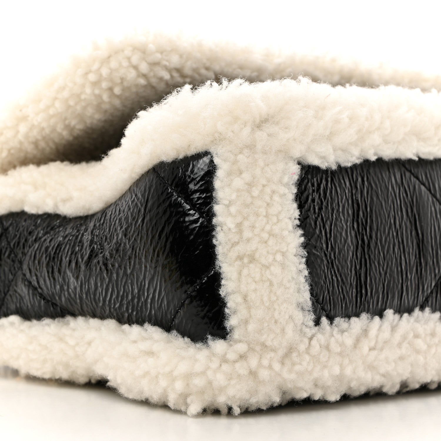 Chanel Crumpled Calfskin Shearling Sheepskin Quilted Medium Chanel 19 Flap Black 9 of 10