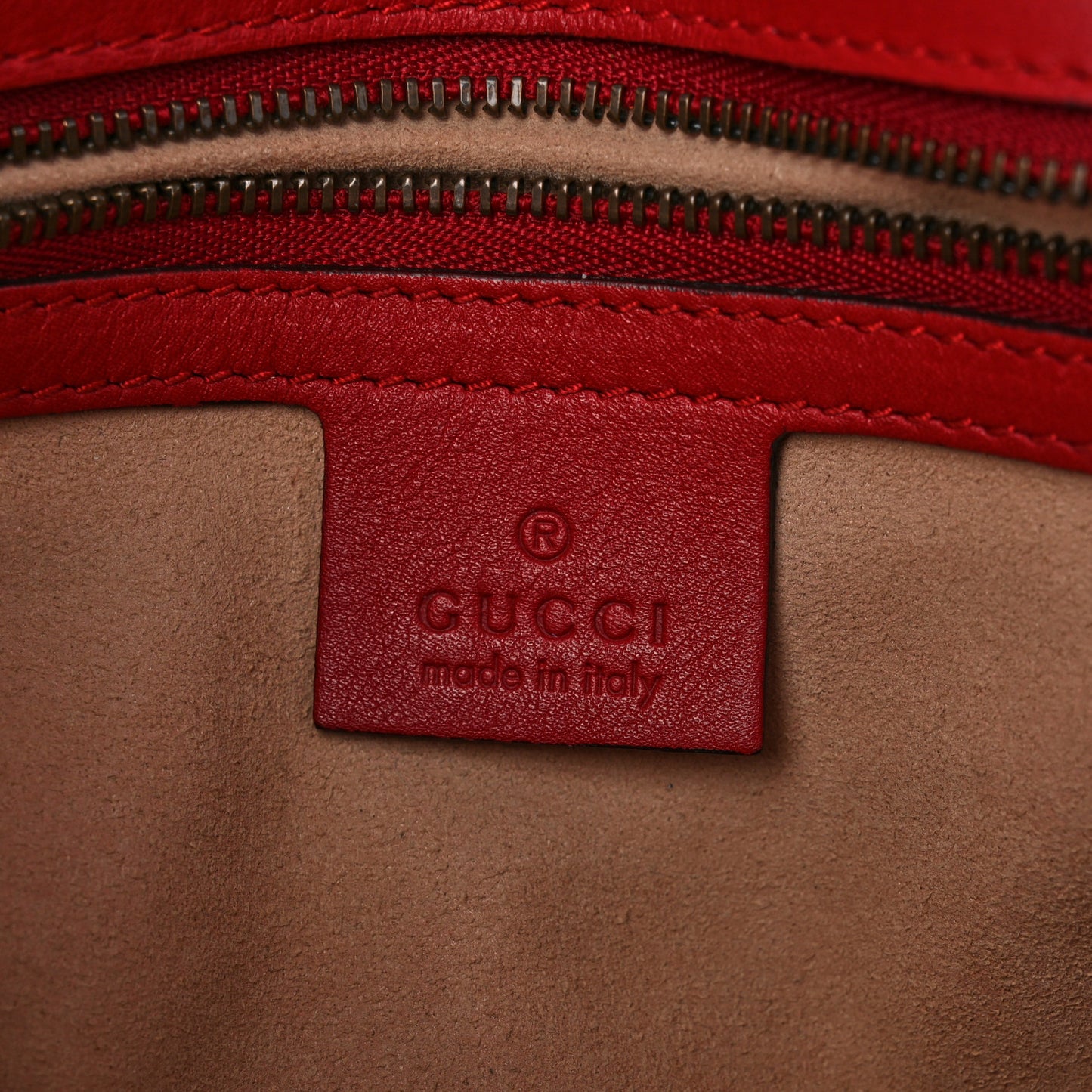 Calfskin Matelasse Small GG Marmont Shoulder Bag Hibiscus Red