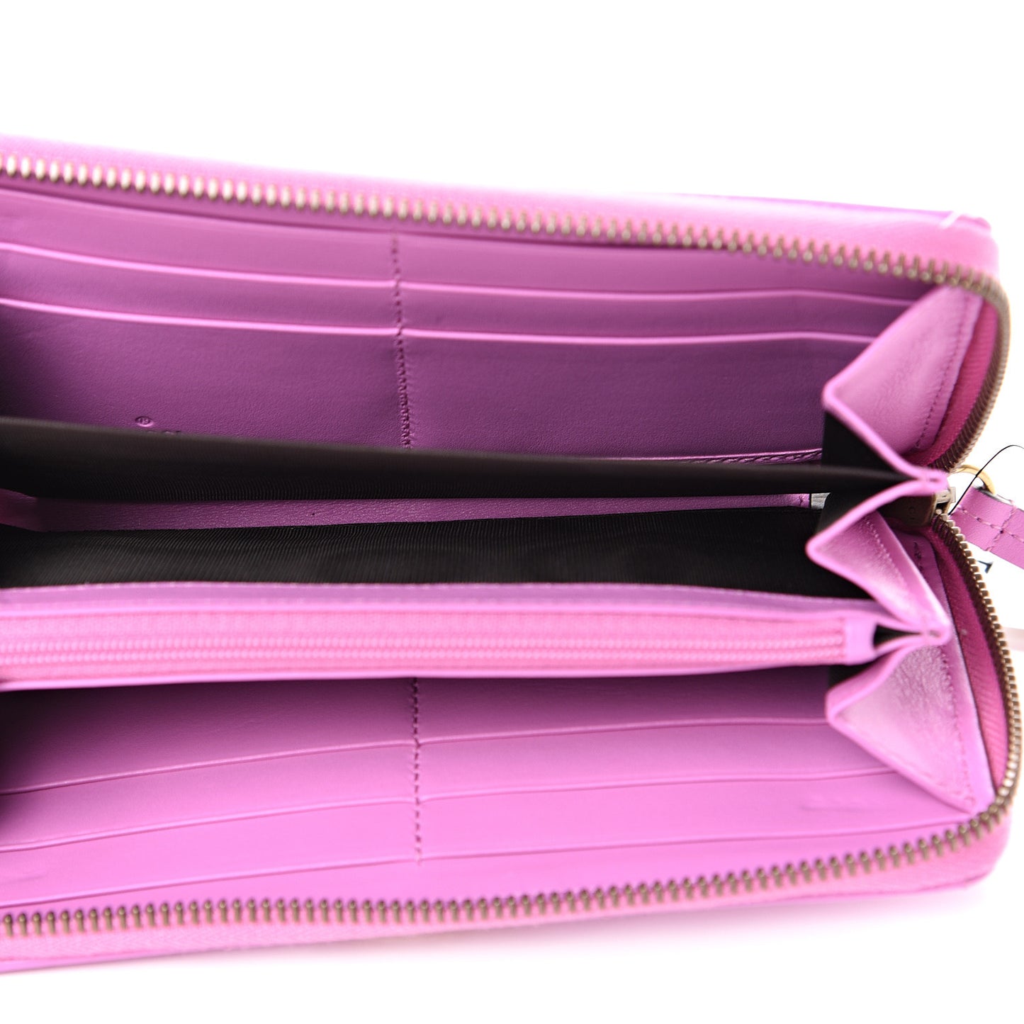 Calfskin Matelasse GG Marmont Zip Around Wallet Candy Mousse