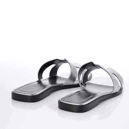 Hermes Metallic Epsom Oran Sandals 37 Argent 4 of 7