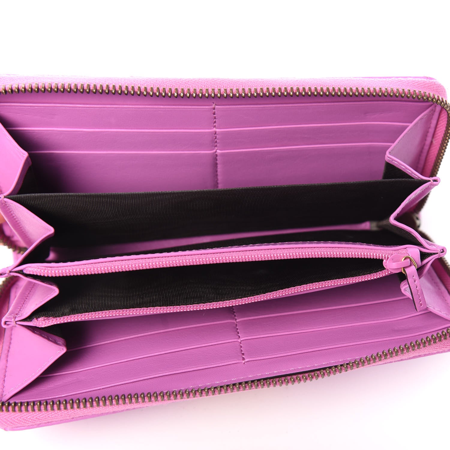 Gucci Calfskin Matelasse GG Marmont Zip Around Wallet Candy Mousse 5 of 9