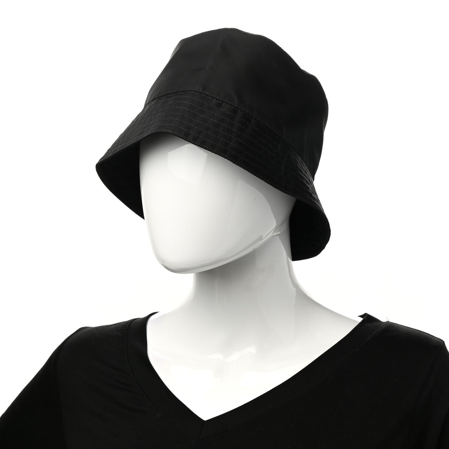 Re-Nylon Rubber Logo Mens Bucket Hat S Black