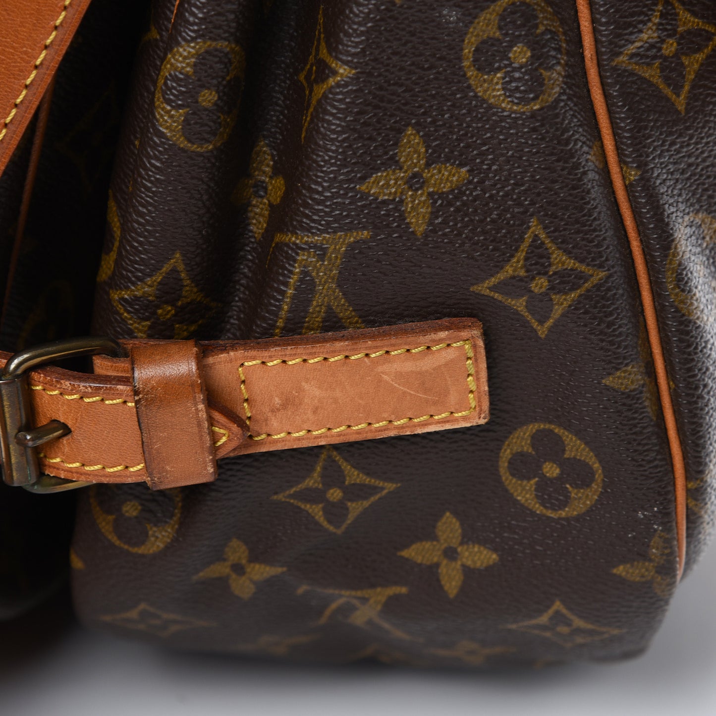 Monogram Saumur 35