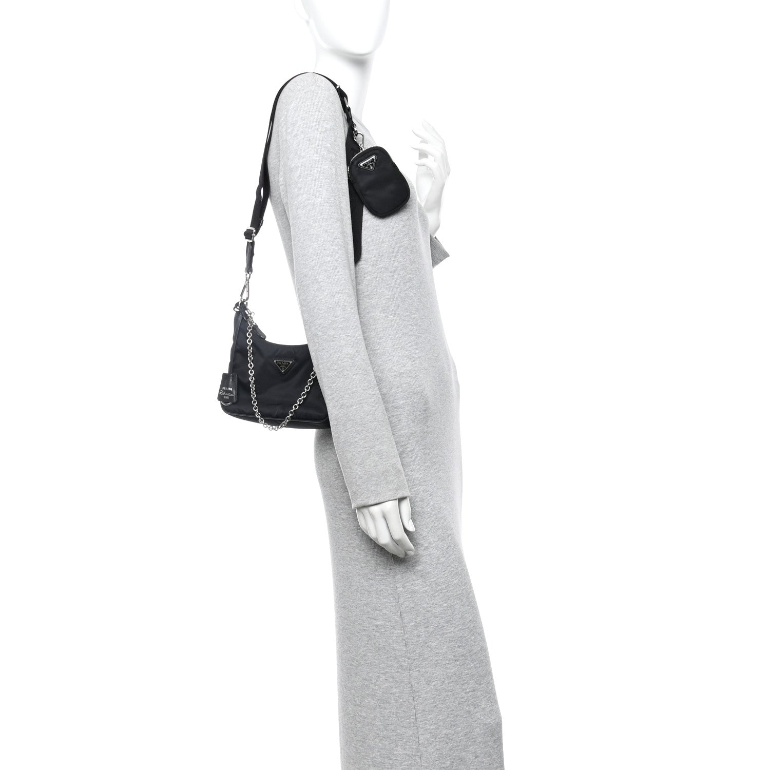 Prada Nylon Re-Edition 2005 Shoulder Bag Black 2 of 15