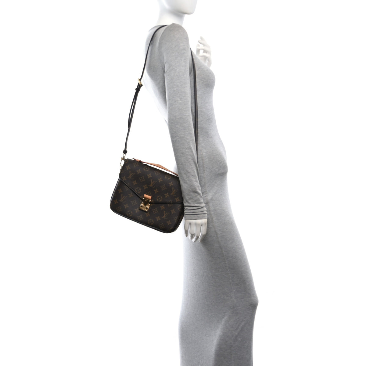 Louis Vuitton Monogram Pochette Metis 2 of 9