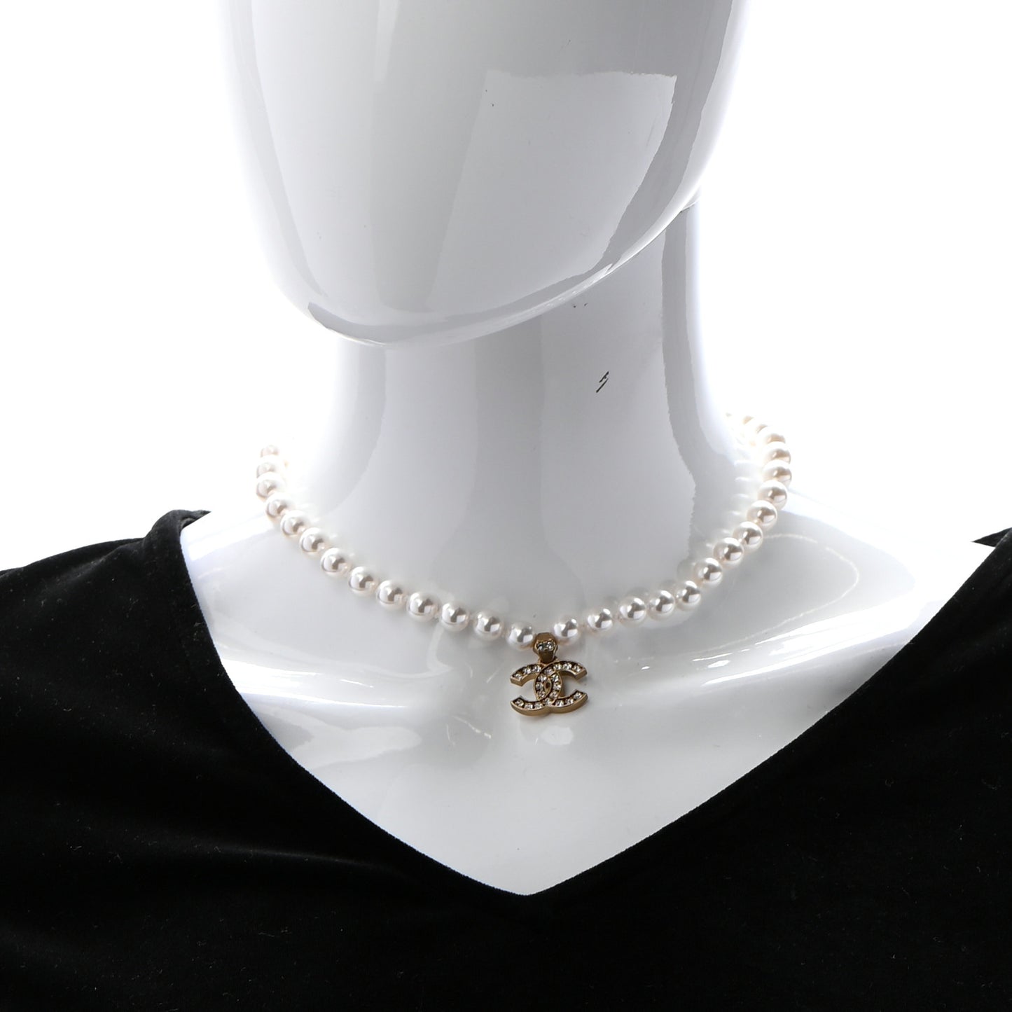 Pearl Crystal CC Short Necklace Gold