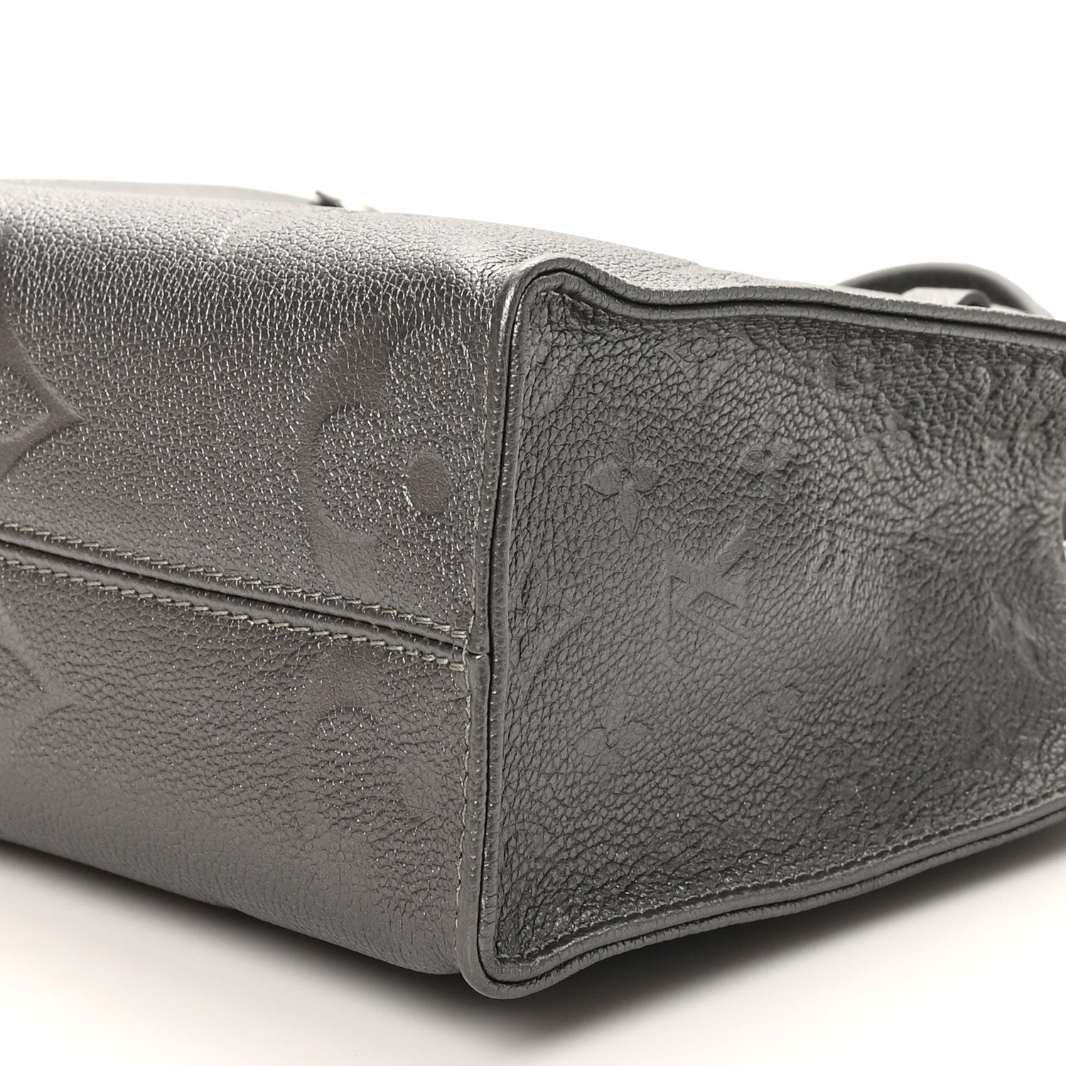 Louis Vuitton Metallic Empreinte Monogram Giant Onthego PM Gun Metal 9 of 9