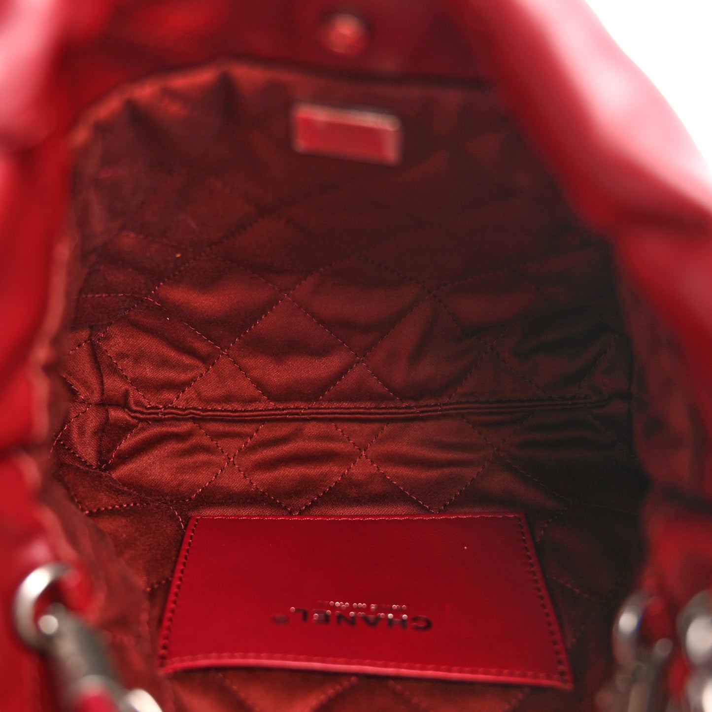 Shiny Calfskin Quilted Mini Chanel 22 Red