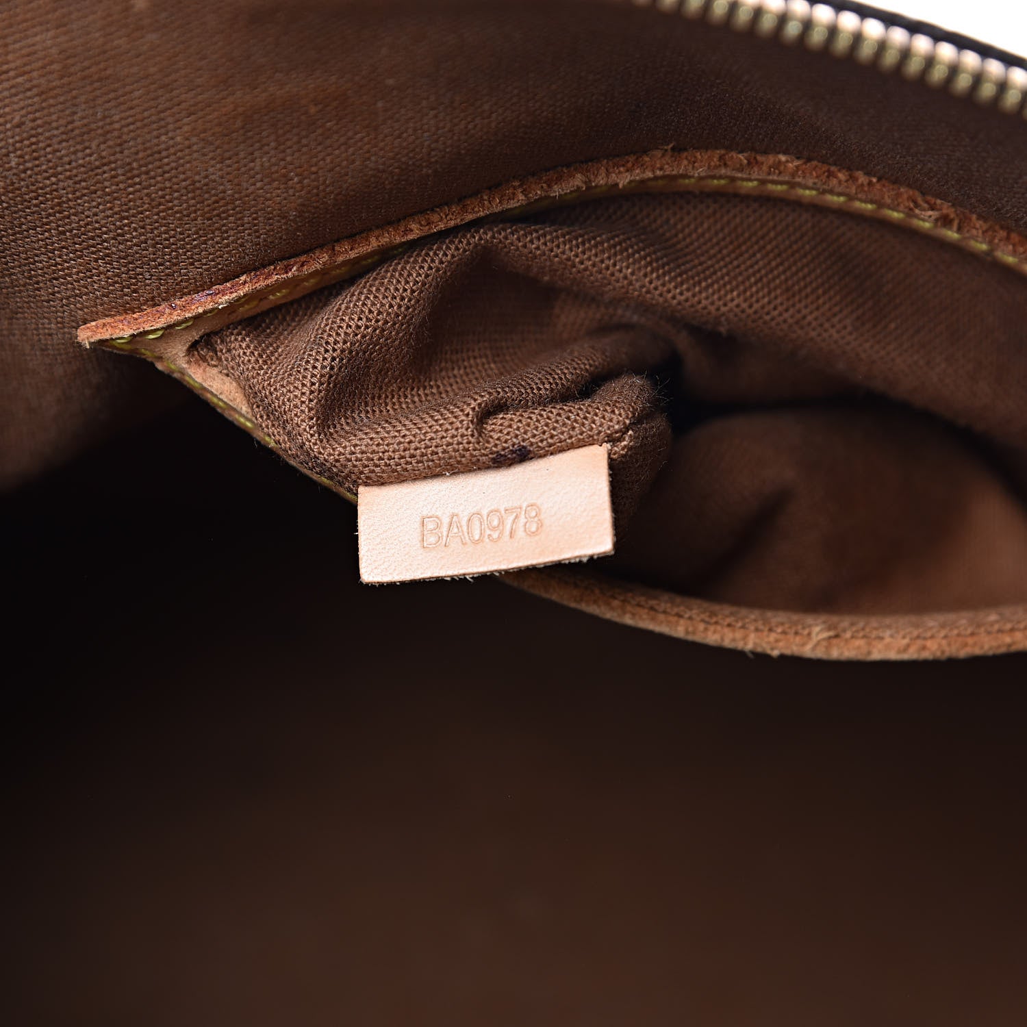Louis Vuitton Monogram Alma PM 6 of 16
