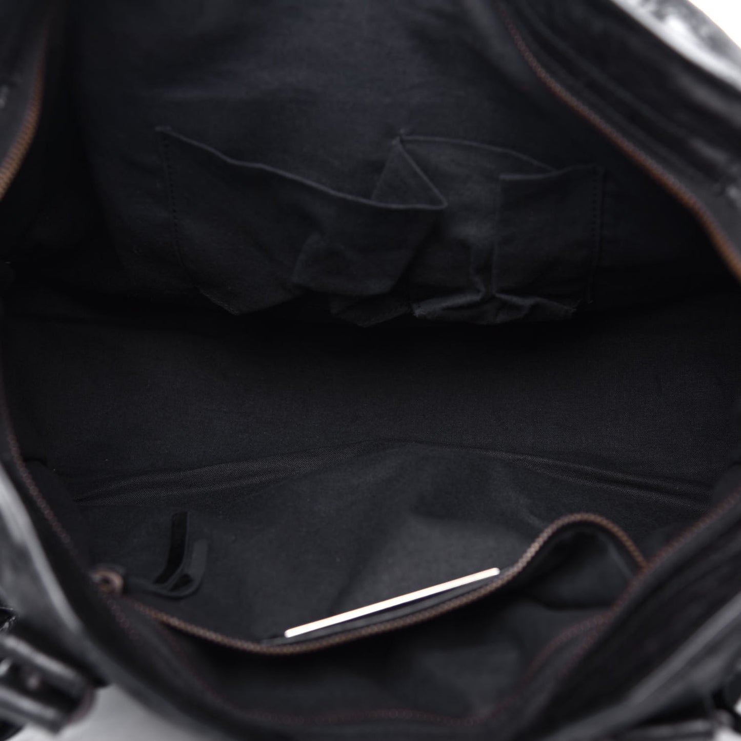 Agneau Classic Hardware City Black