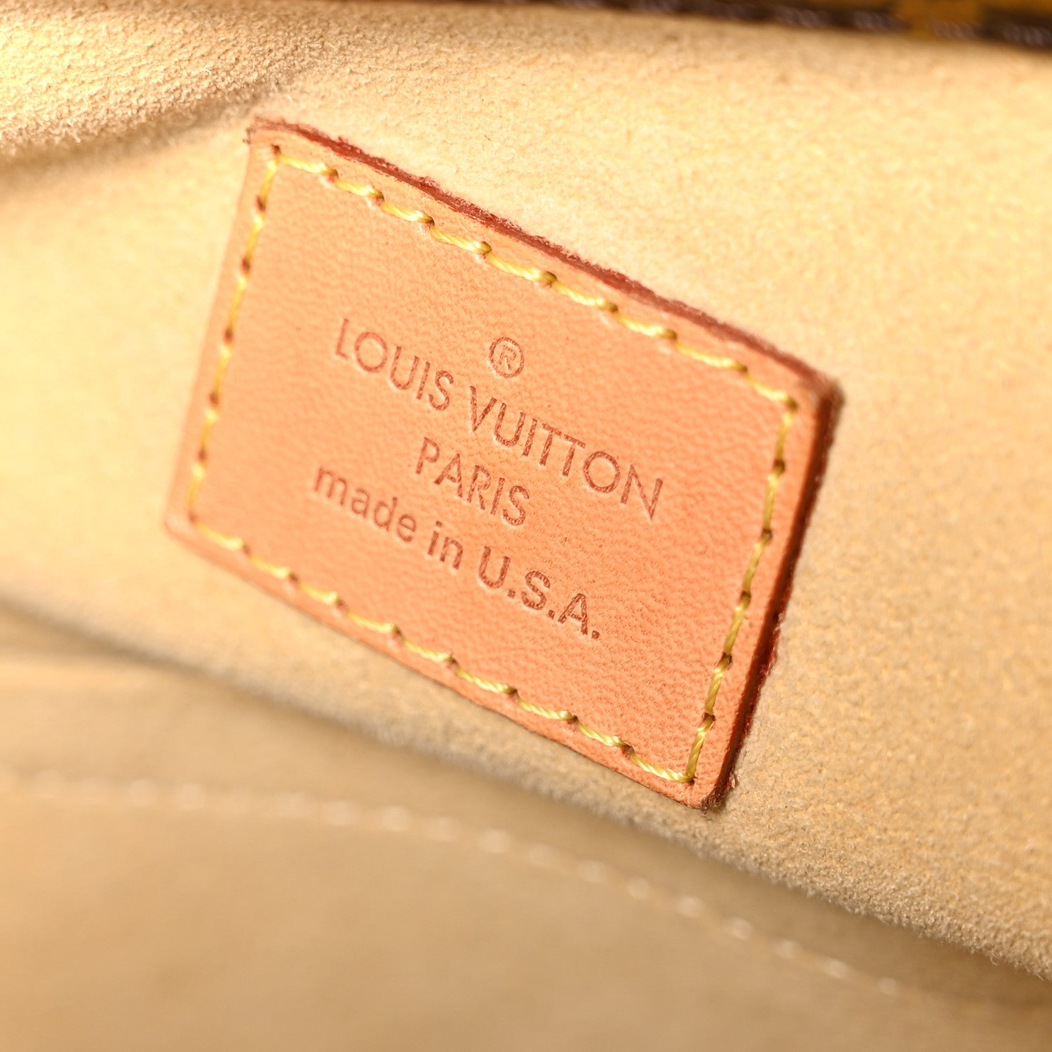 Louis Vuitton Monogram Artsy MM 6 of 12