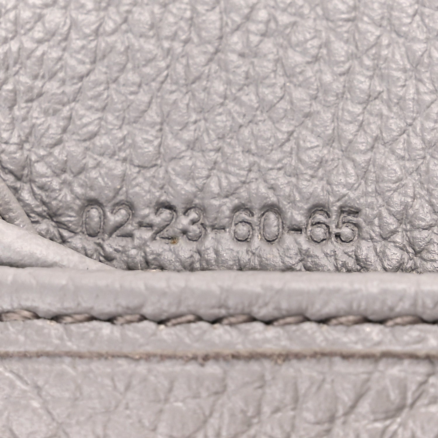 Chloe Grained Calfskin Marcie Square Wallet Cashmere Grey 9 of 10
