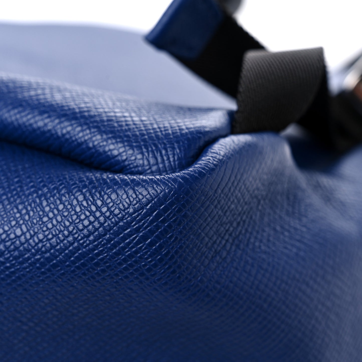 Taiga Monogram Discovery Backpack PM Cobalt