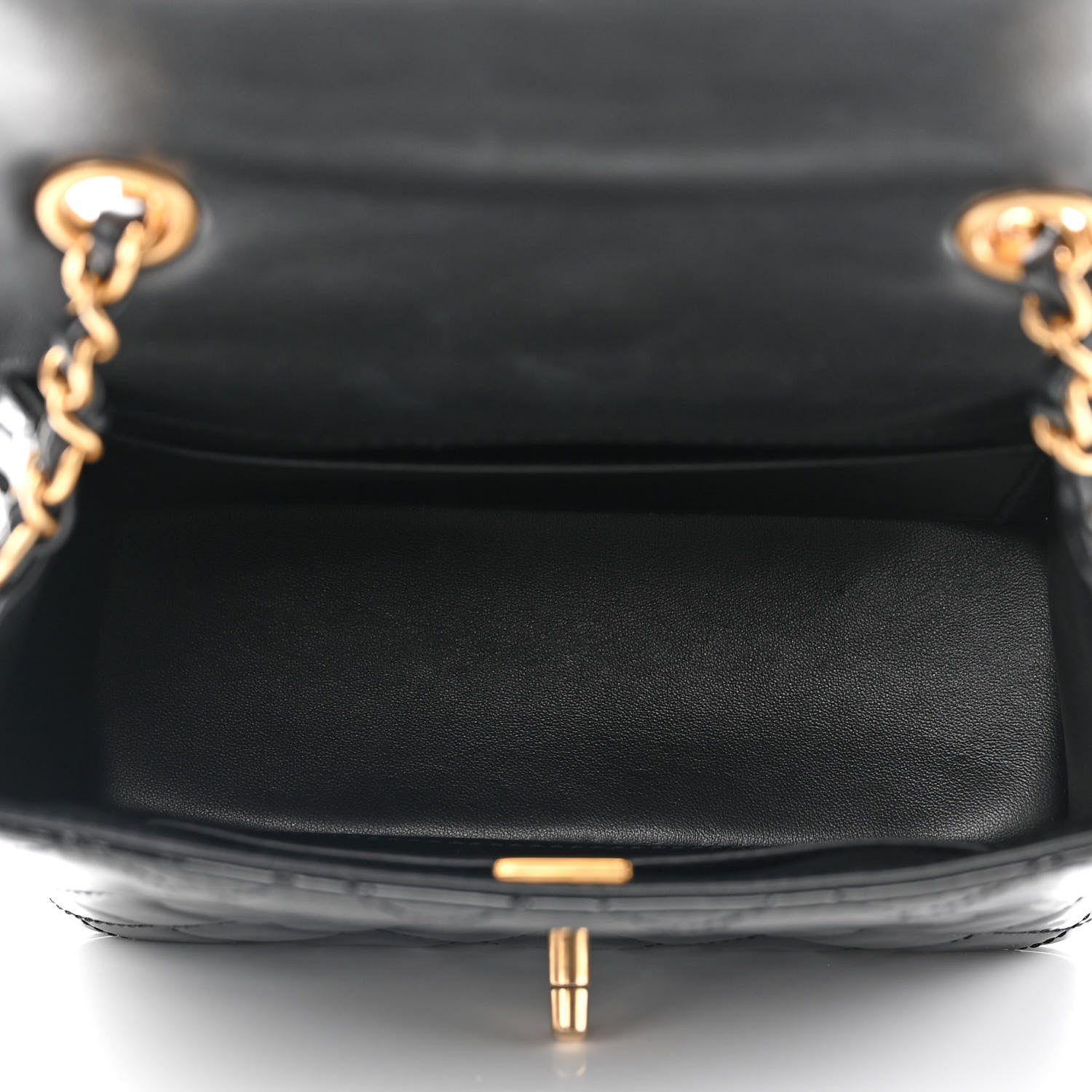 Chanel Patent Quilted Small Flap Black 4 of 11