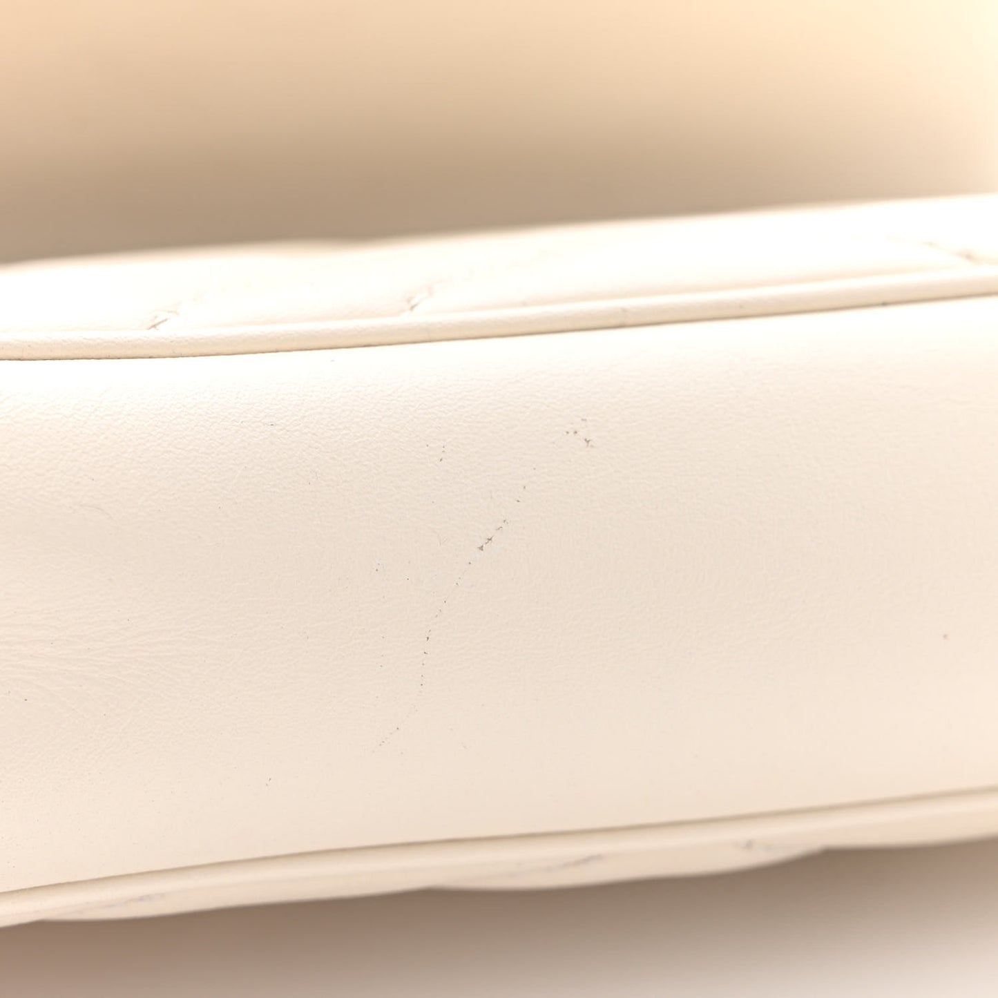 Calfskin Matelasse Super Mini GG Marmont Shoulder Bag White