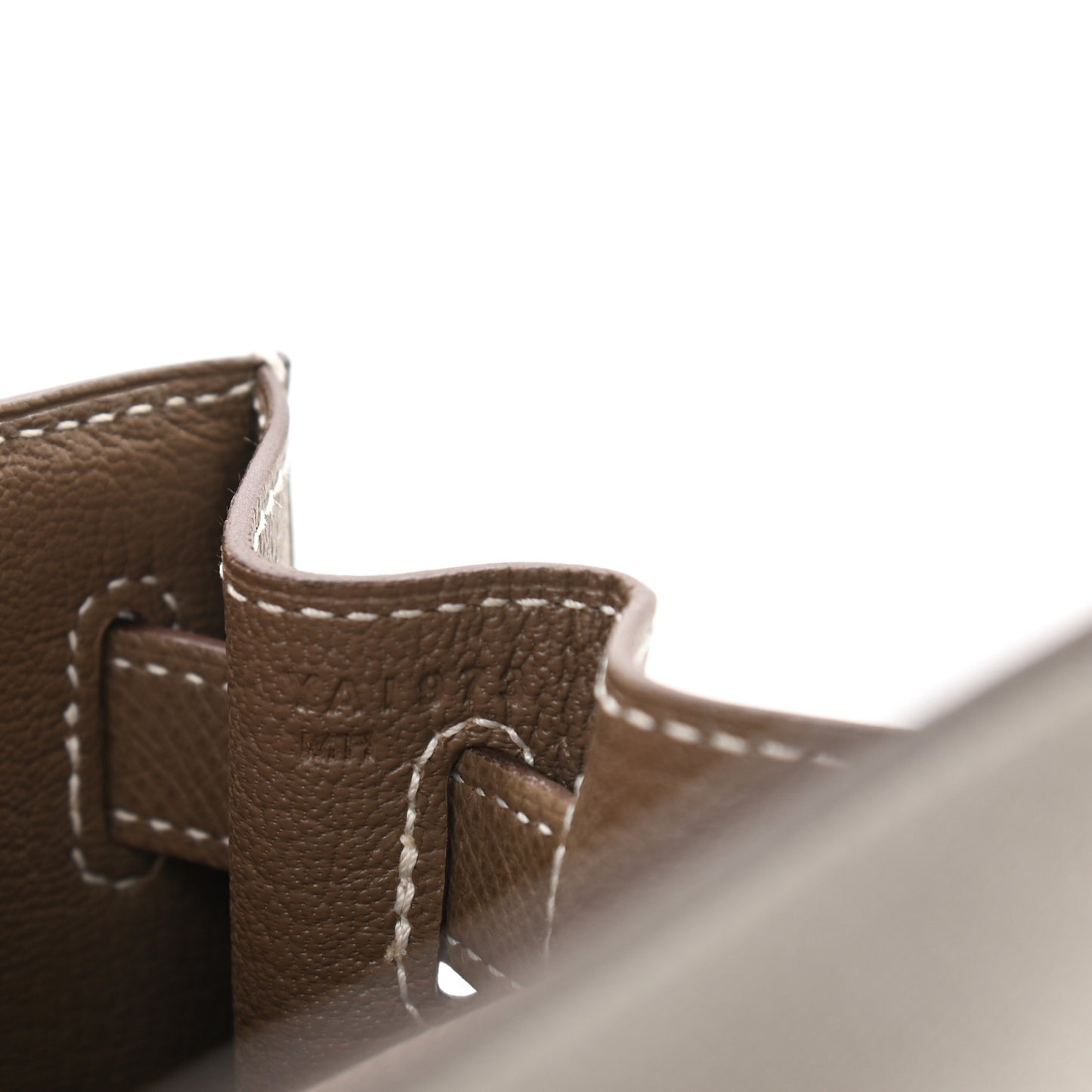 Epsom Kelly Sellier 28 Etoupe