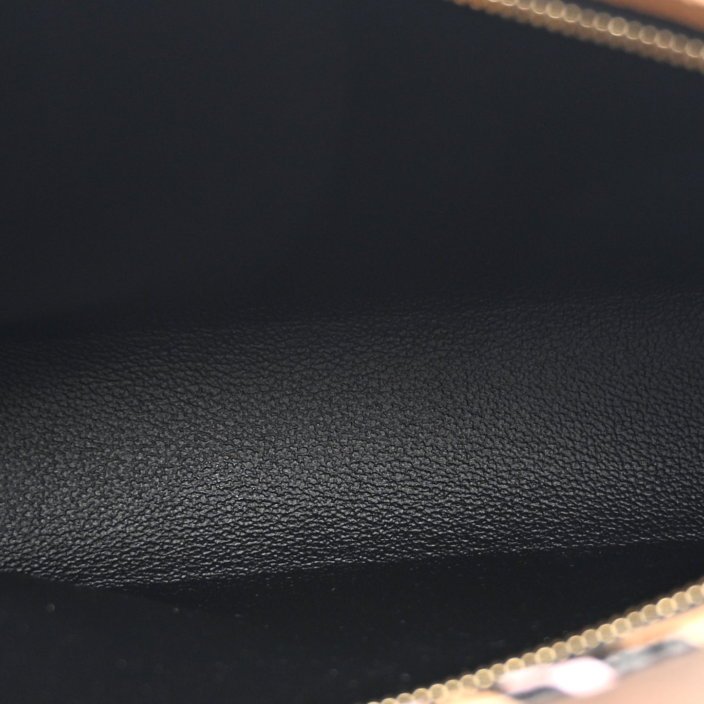 Monogram Giant Wild At Heart Toiletry Pouch 26 Arizona