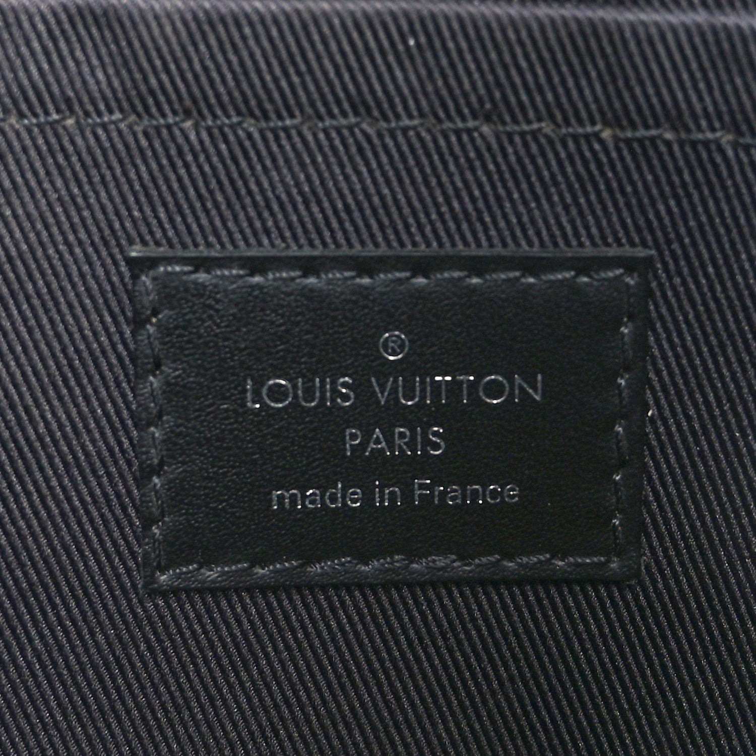 Louis Vuitton Monogram Eclipse Discovery Pochette GM 7 of 10