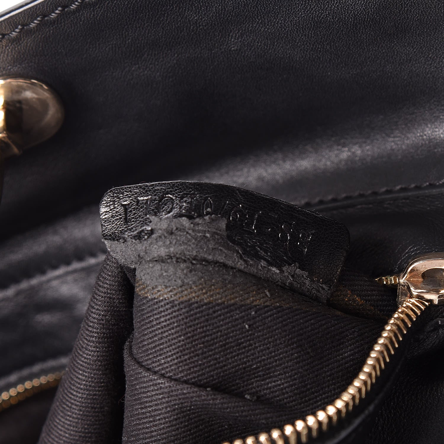 Valentino Garavani Vitello Medium Rockstud Tote Black 7 of 10