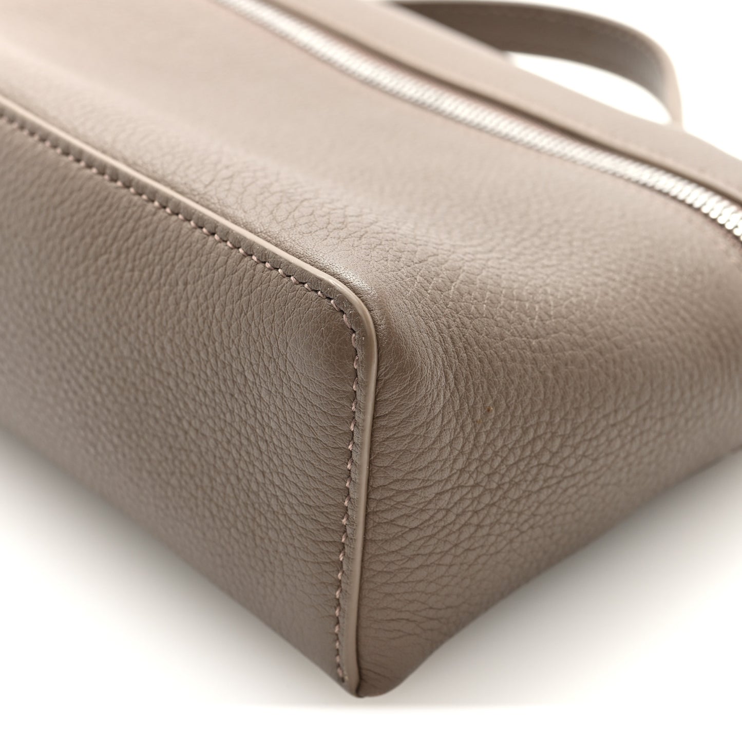 Grained Calfskin L19 Extra Pocket Pouch Warm Mastic