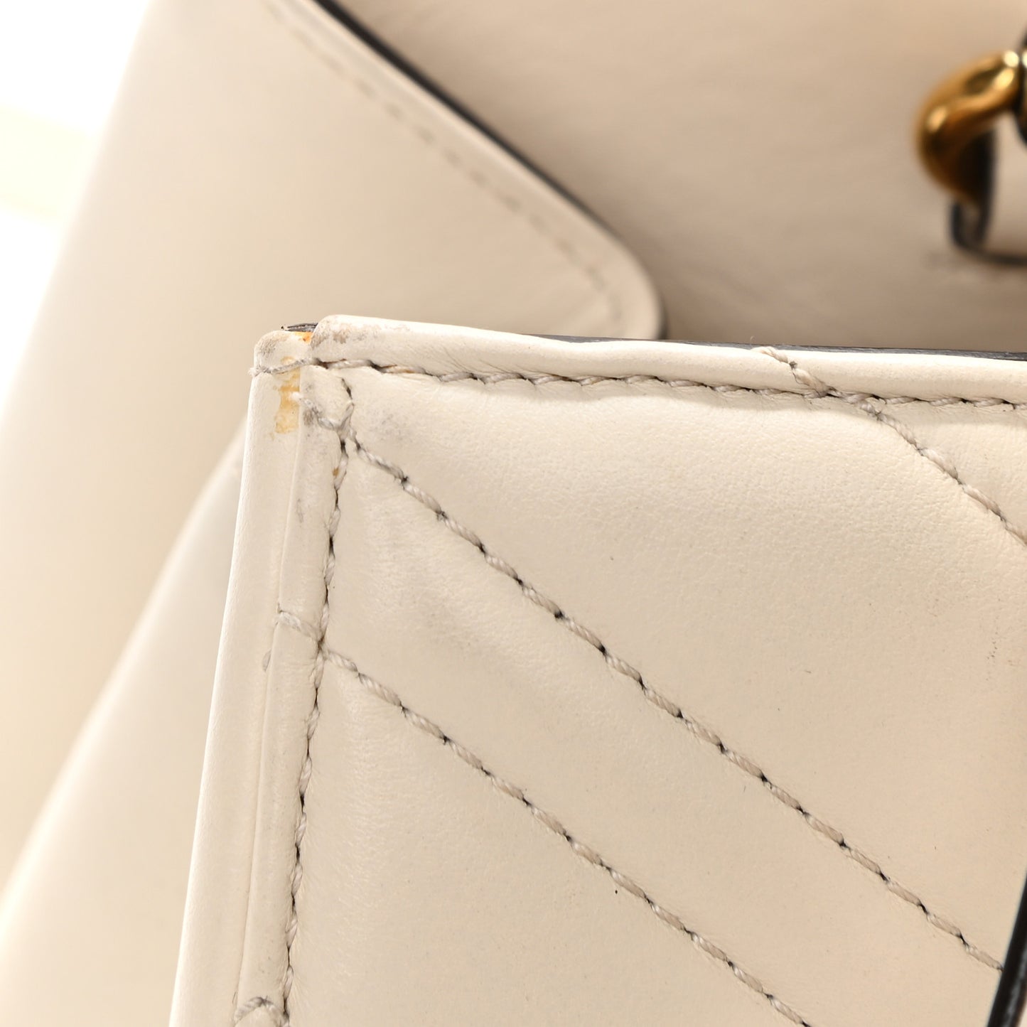 Calfskin Matelasse Small GG Marmont Tote White