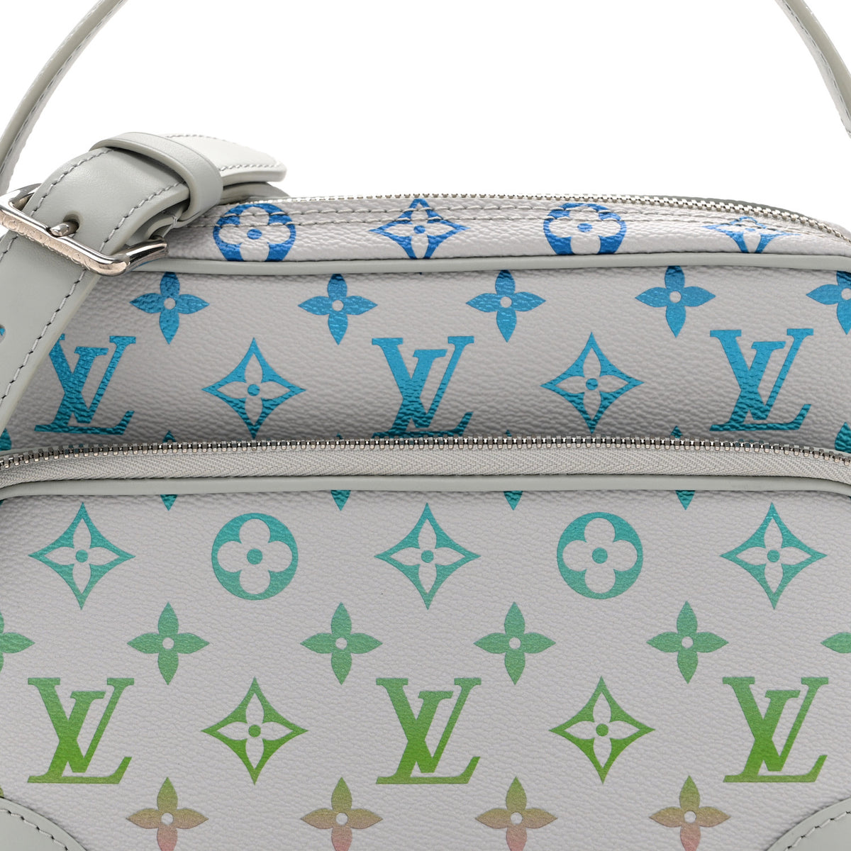 Louis Vuitton Monogram Iridescent Nil Gradient Grey 8 of 10