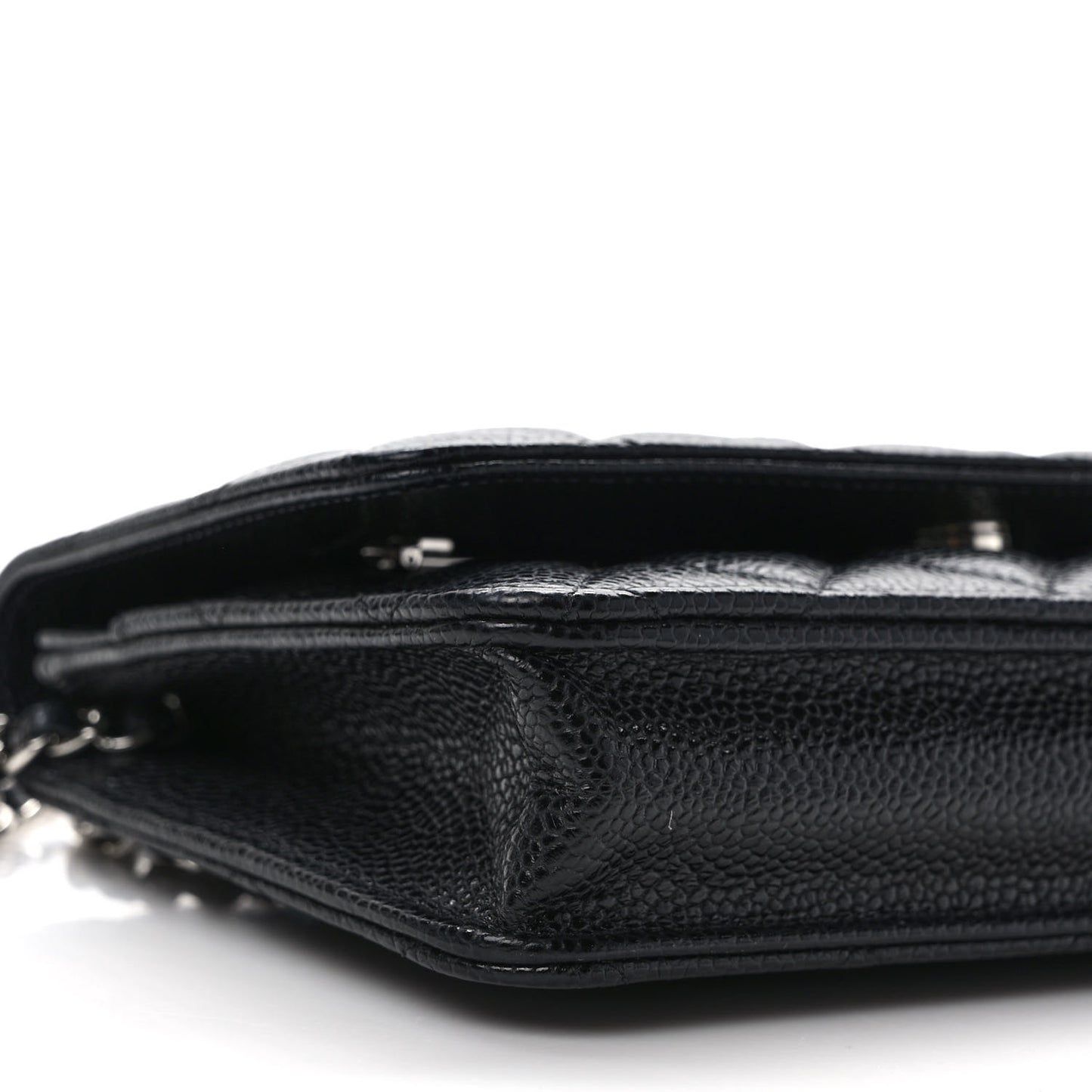 Caviar Quilted Wallet on Chain WOC Black