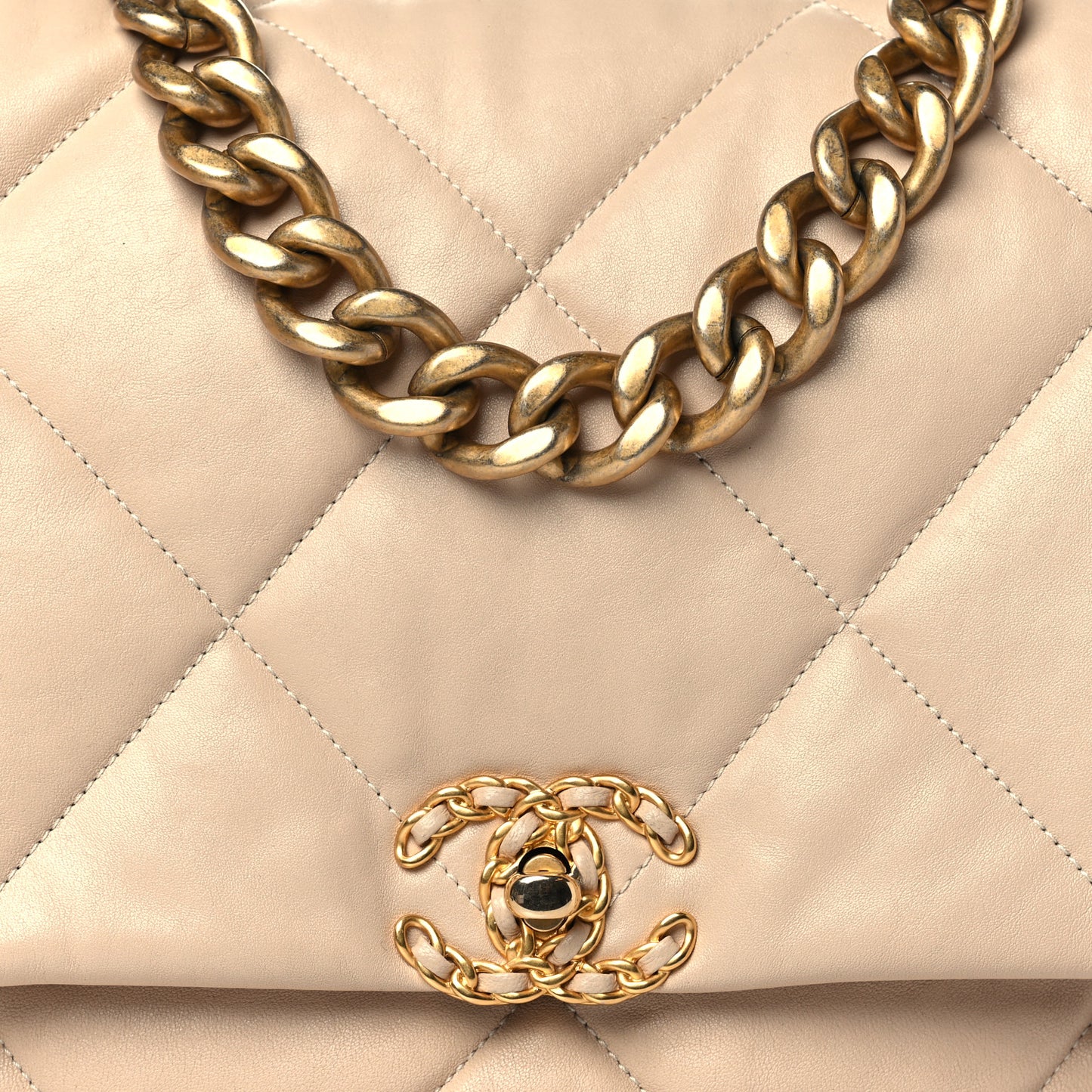 Lambskin Quilted Maxi Chanel 19 Flap Light Beige