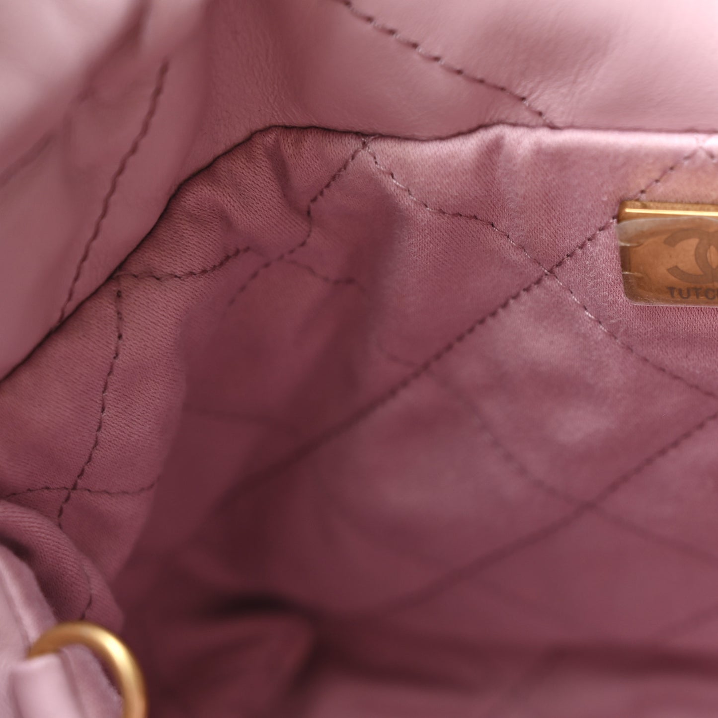 Shiny Calfskin Quilted Mini Chanel 22 Pink