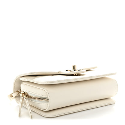 Chanel Caviar Quilted Like A Wallet Flap White 4 of 11