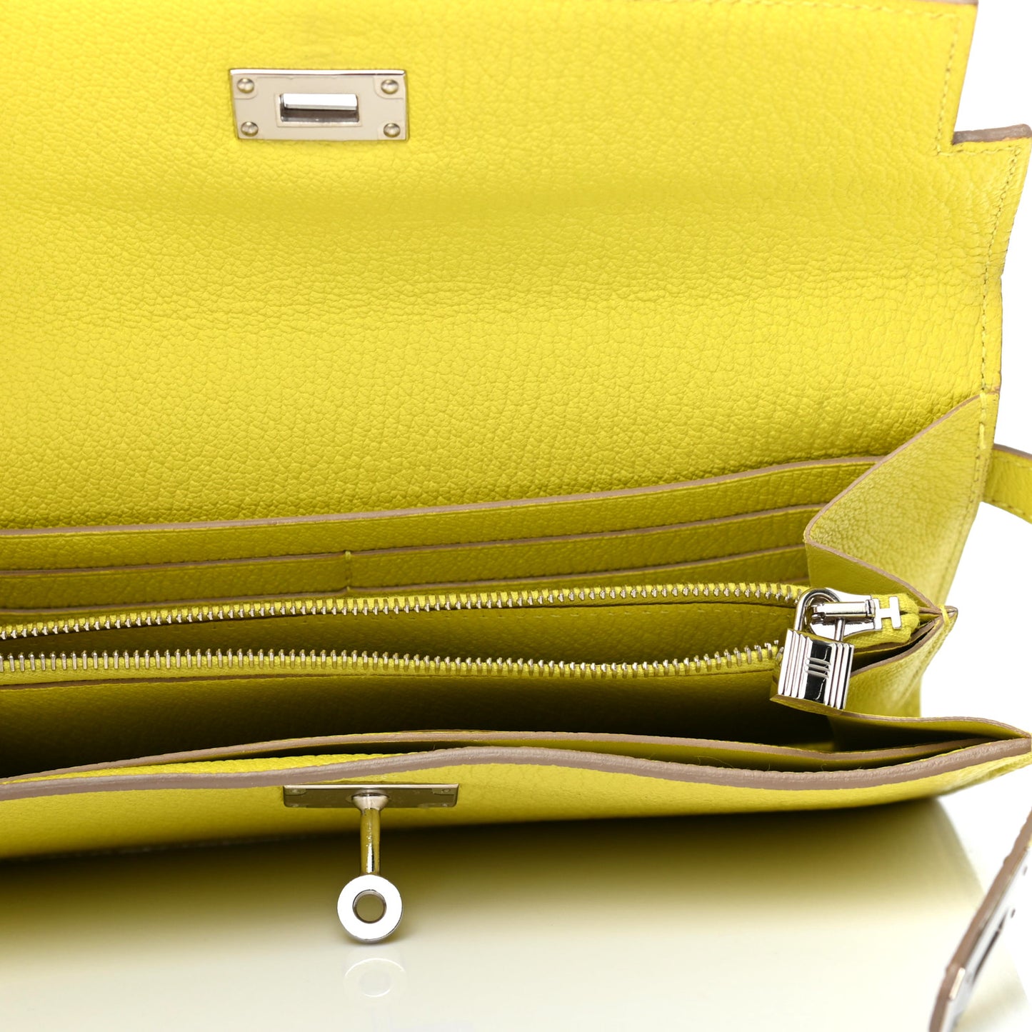 Chevre Mysore Kelly Longue Wallet Lime
