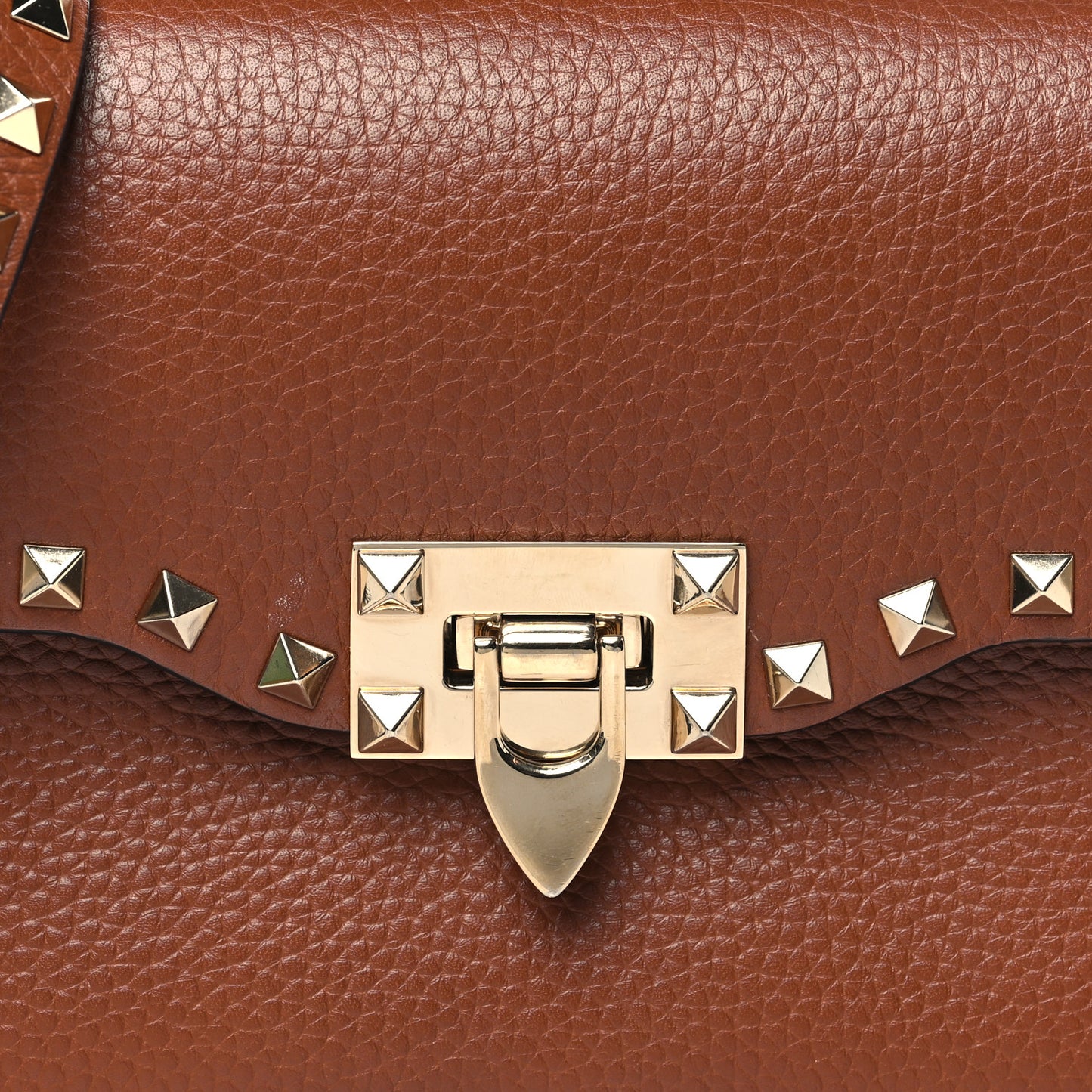 Pebbled Calfskin Medium Rockstud Flip Lock Crossbody Bag Saddle Brown