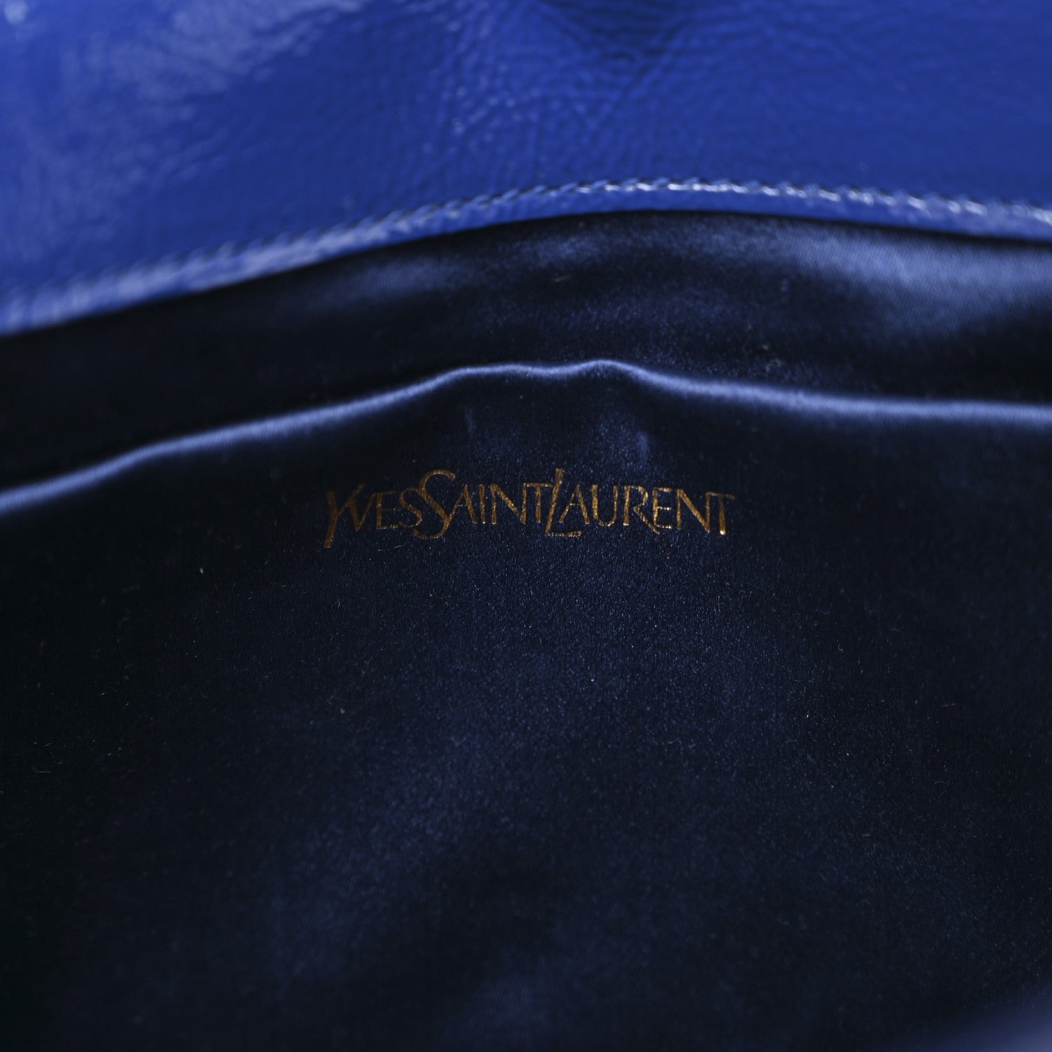 Saint Laurent Textured Patent Monogram Large Belle De Jour Clutch Clutch 6 of 12