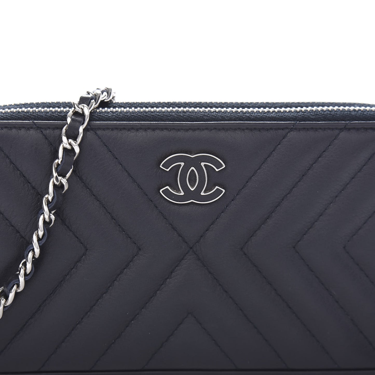 Calfskin Chevron Quilted Tassel Clutch With Chain Navy
