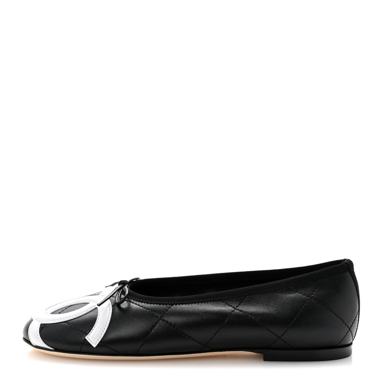 Lambskin Quilted CC Cambon Ballet Flats 37.5 Black White