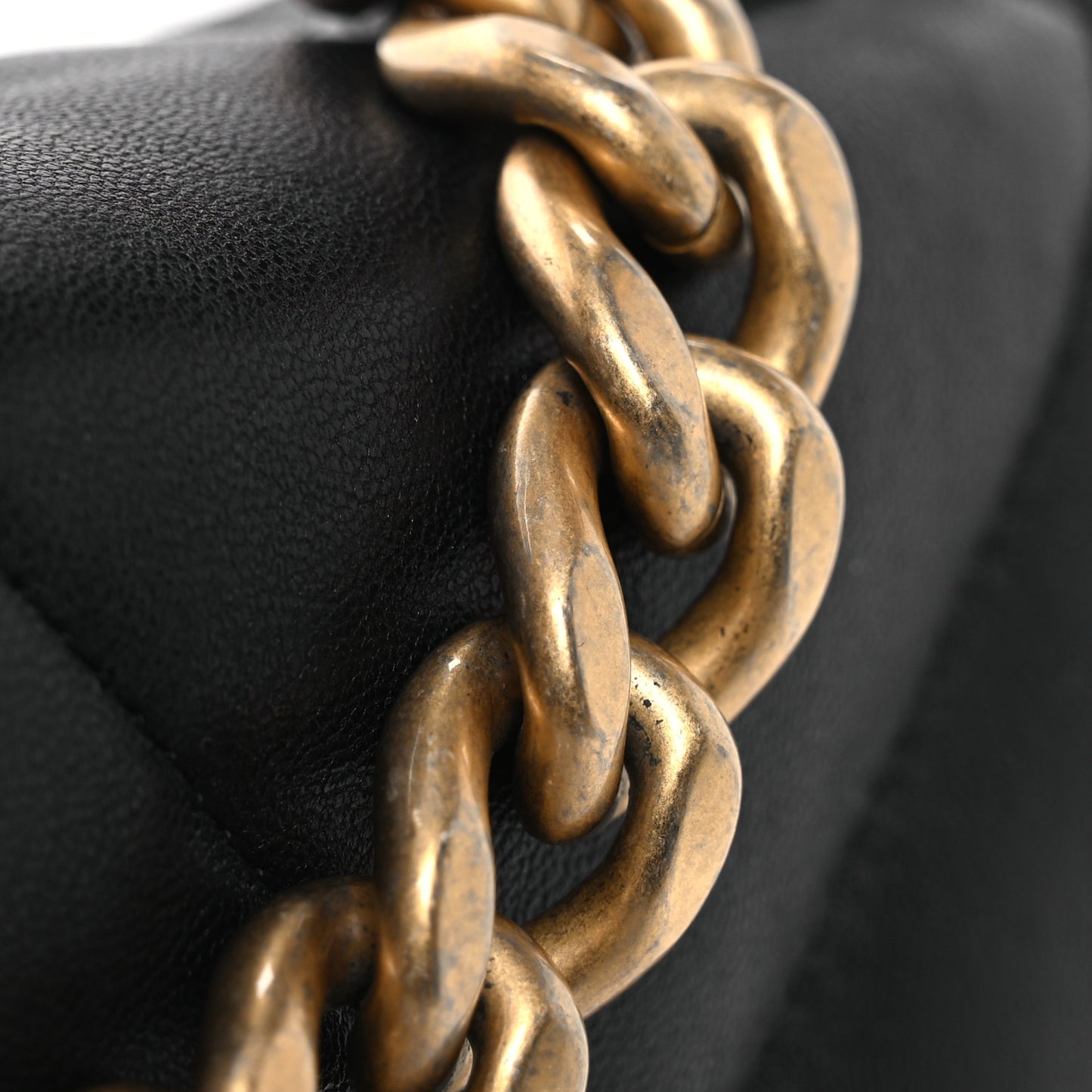 Lambskin Quilted Medium Chanel 19 Flap Black