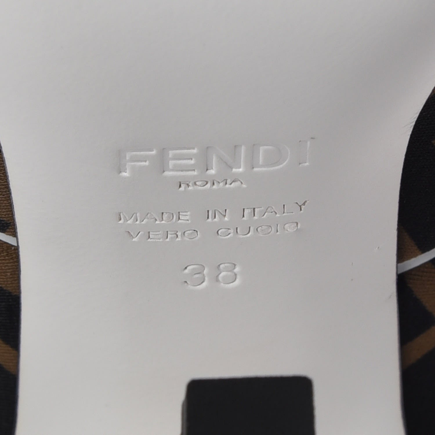 Fendi Lycra Film FF FFreedom Decollete Pumps 38 Tobacco Moro White 6 of 8