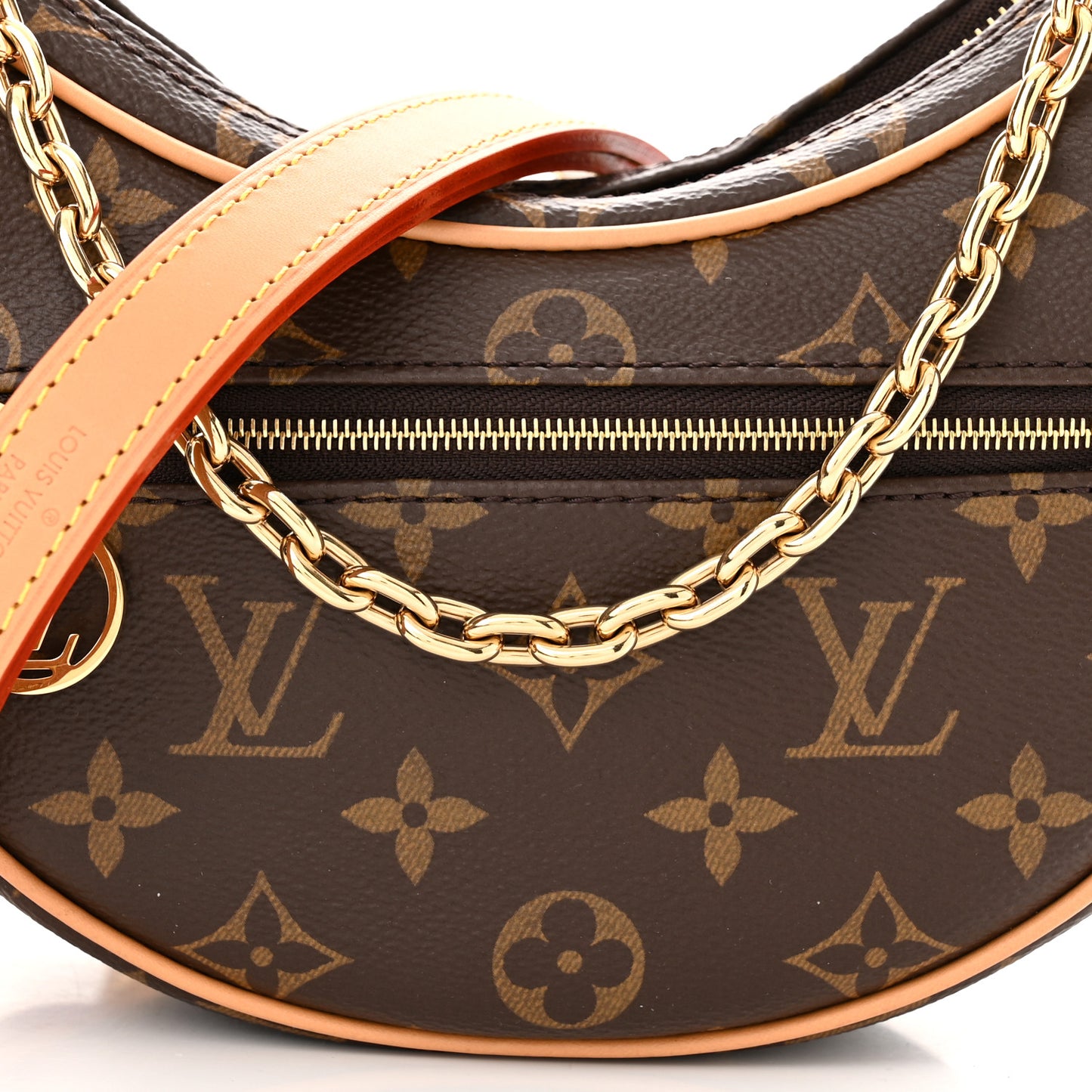 Monogram Loop