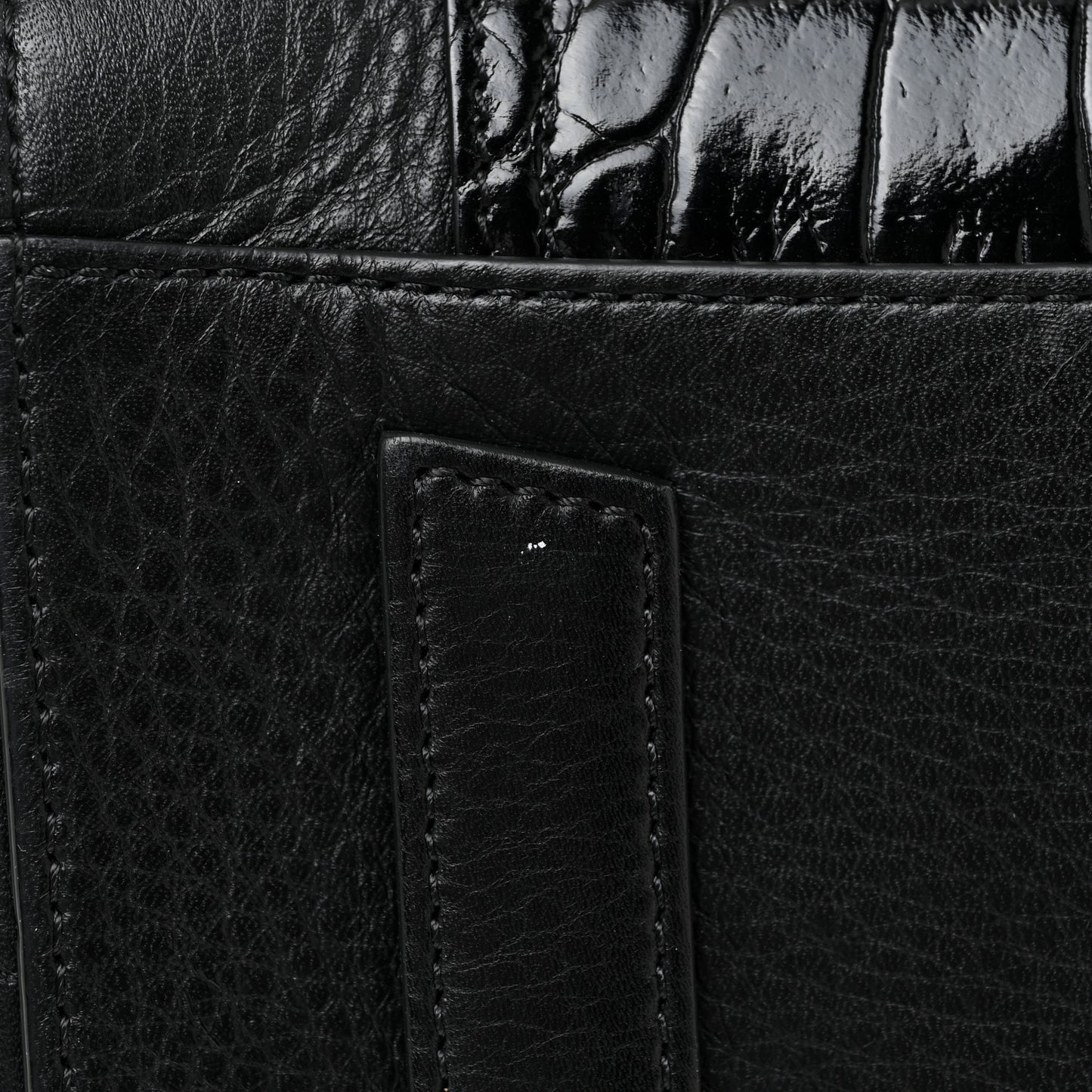 Calfskin Crocodile Embossed Medium Antigona Black