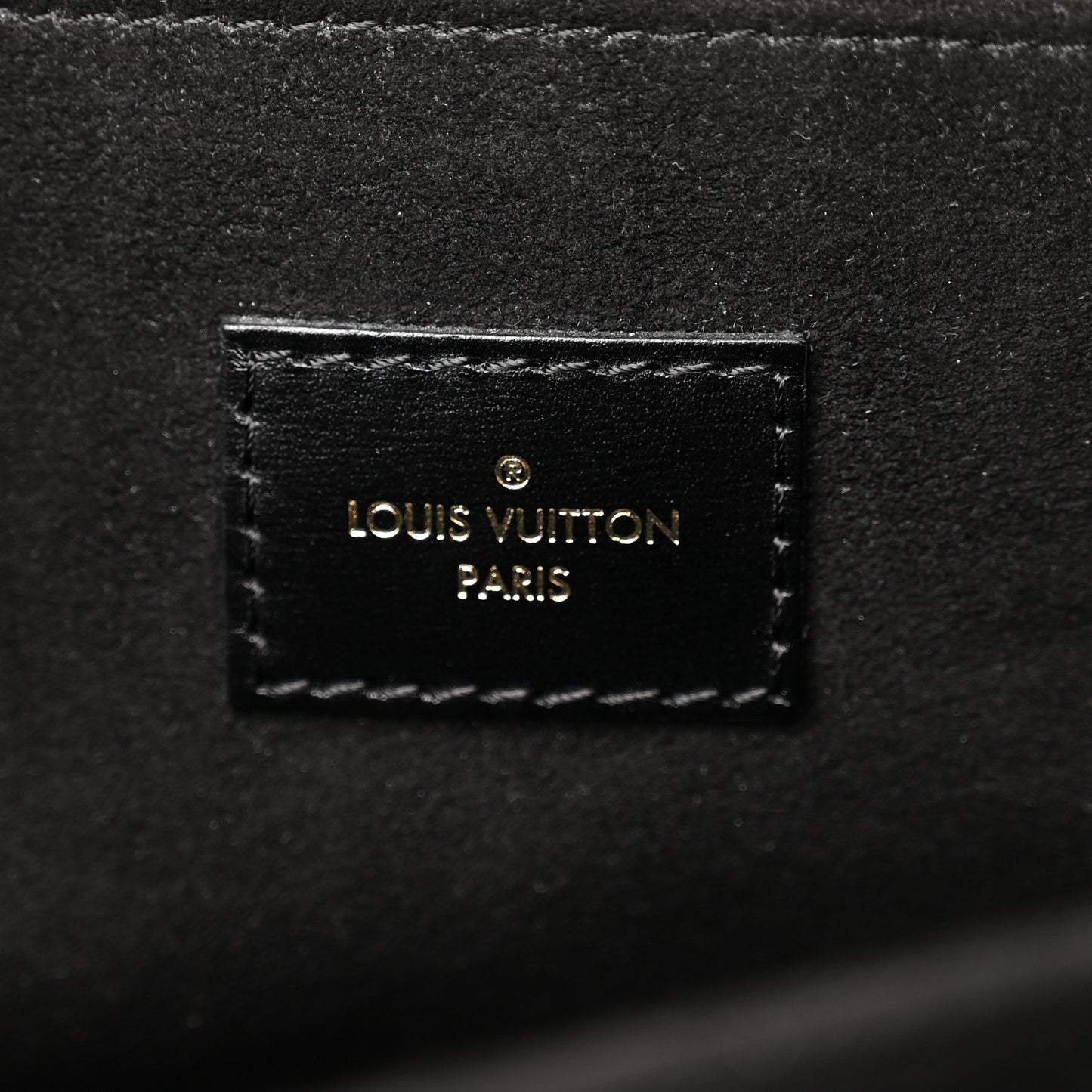 Reverse Monogram Pochette Metis