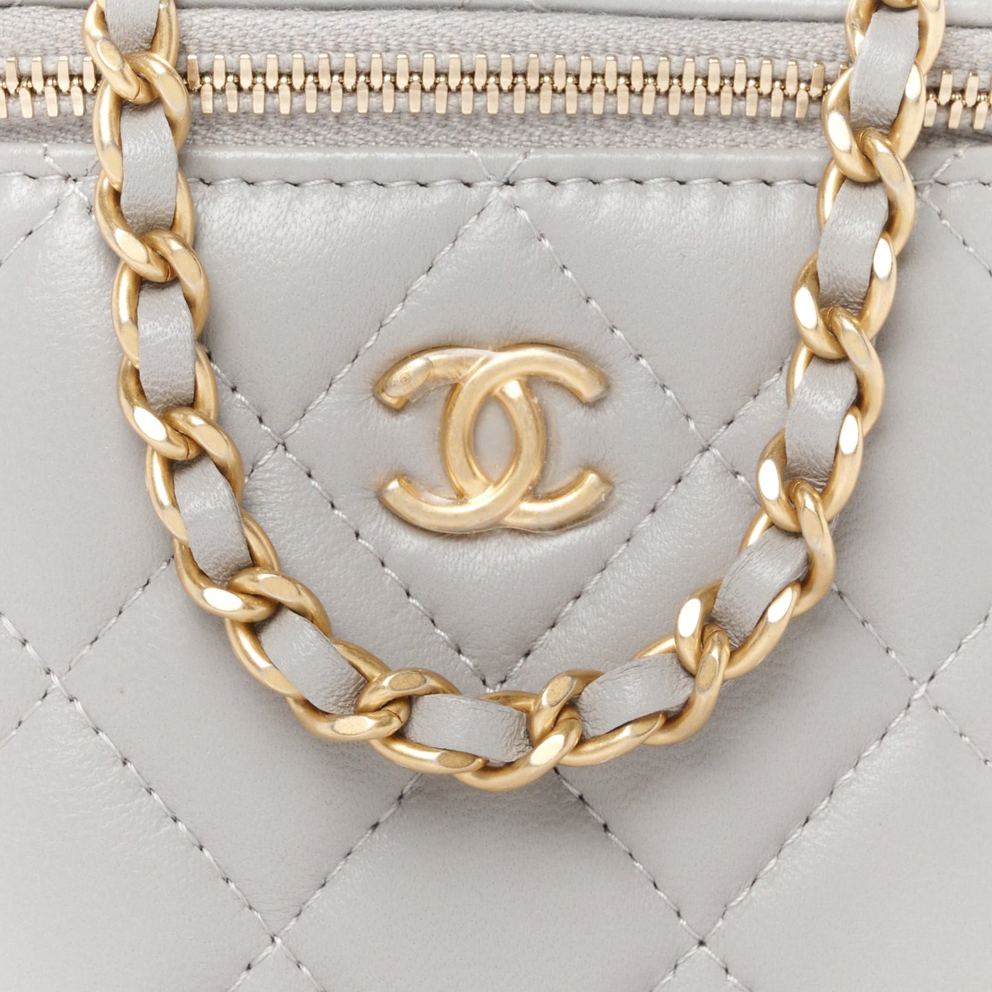 Lambskin Quilted Pearl Crush Mini Vanity Case With Chain Grey