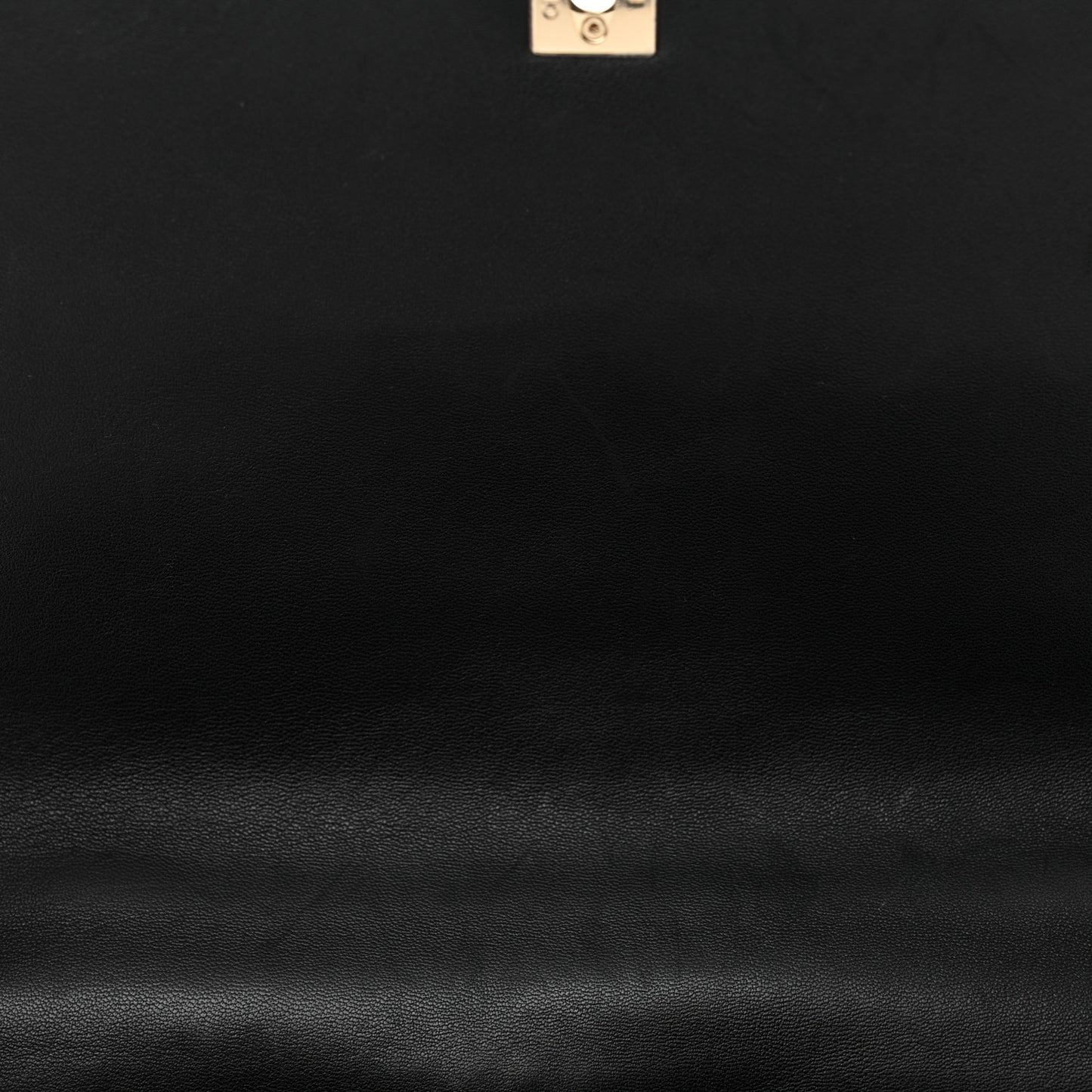 Lambskin Quilted Medium Citizen Chic Flap Black