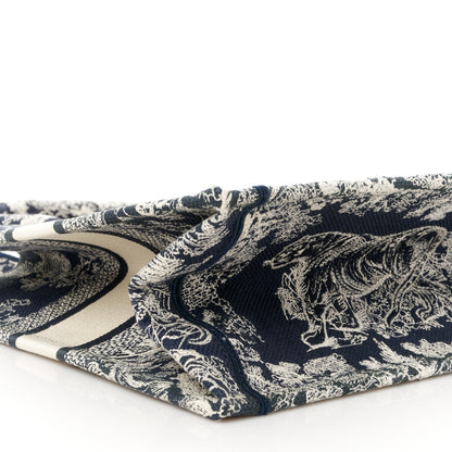 Christian Dior Canvas Embroidered Medium Toile De Jouy Reverse Book Tote Blue 9 of 10