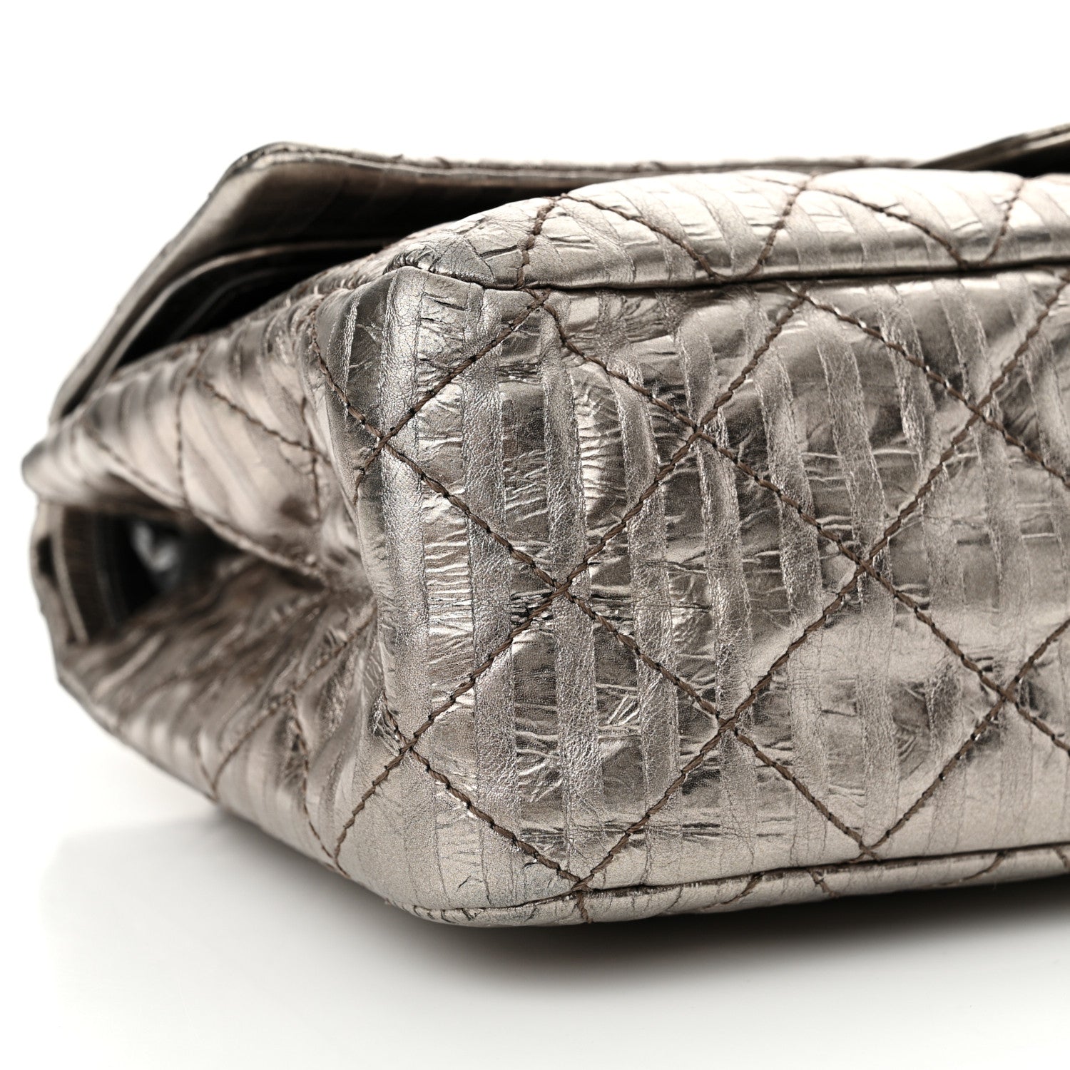 Chanel Metallic Calfskin Striped 2.55 Reissue 226 Flap Dark Silver 9 of 13