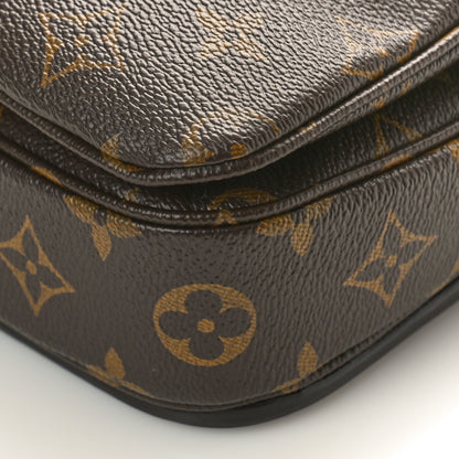 Louis Vuitton Monogram Pochette Metis 8 of 8