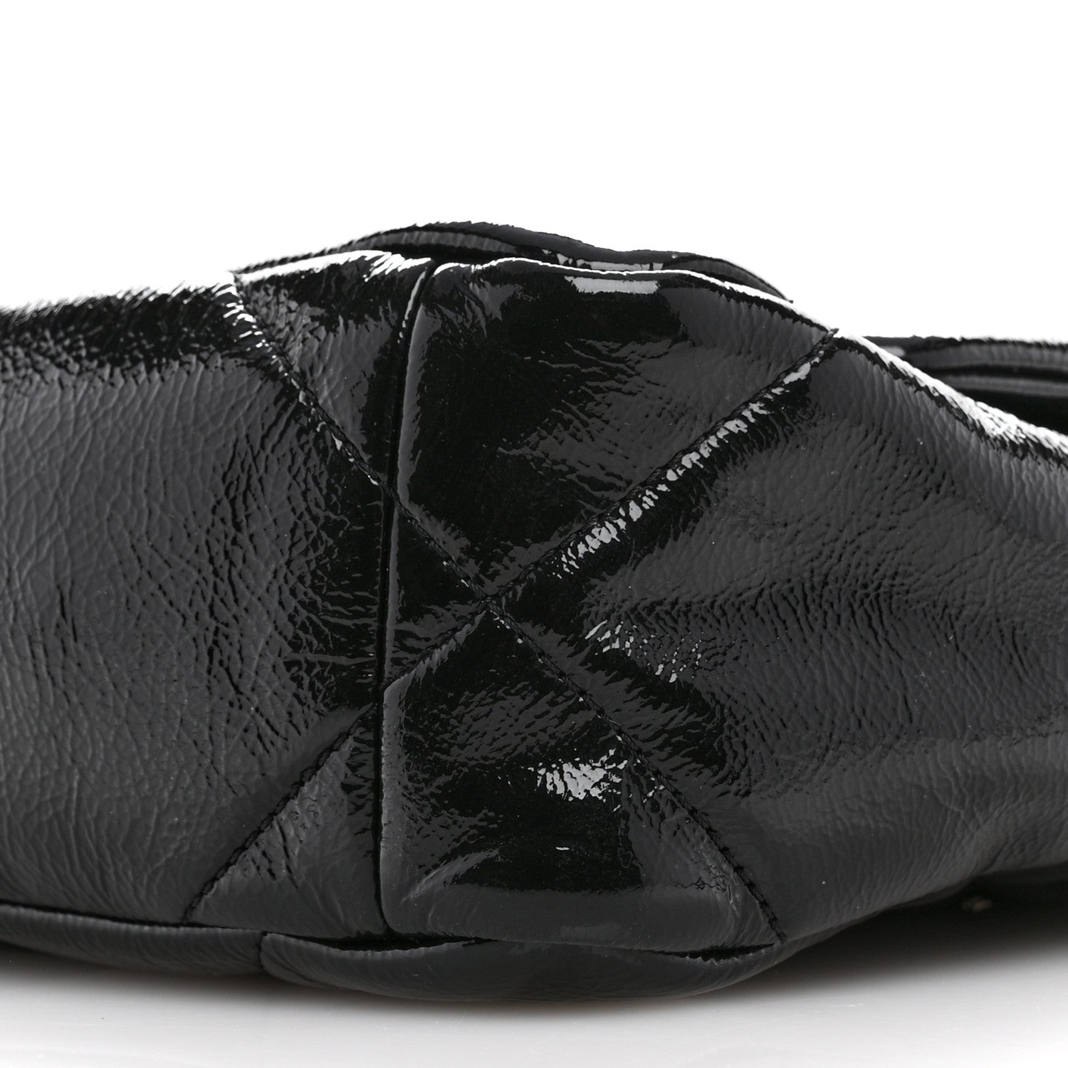 Chanel Shiny Crumpled Calfskin Quilted Medium Chanel 19 Flap Black 18 of 19