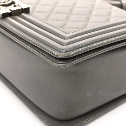 Chanel Metallic Lambskin Stingray Quilted Medium Boy Flap Silver 22 of 31