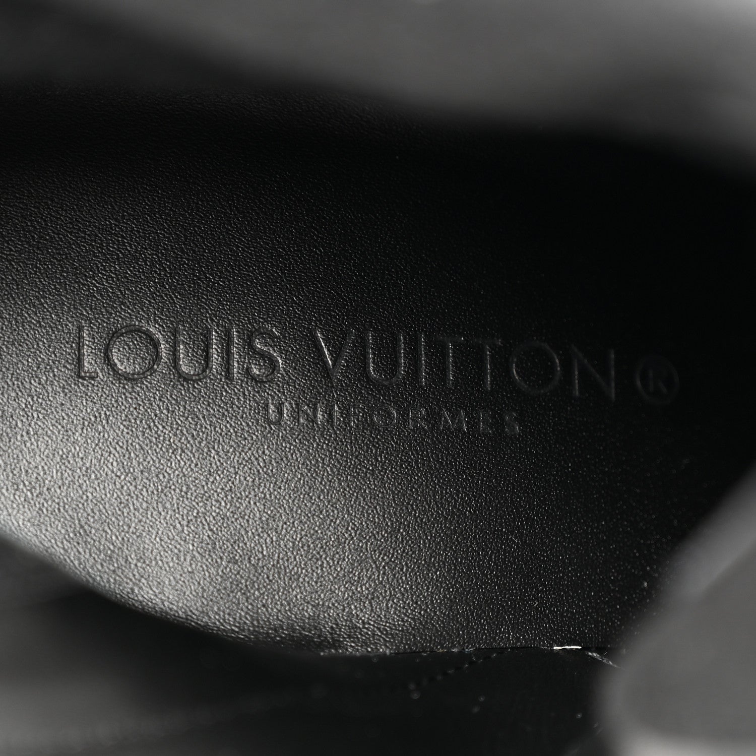 Louis Vuitton Calfskin Uniformes Silhouette Ankle Boots 37.5 Black 7 of 9